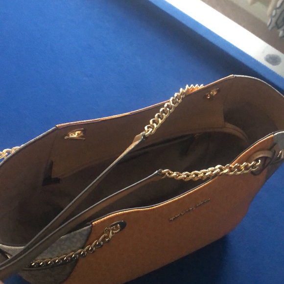 Michael Kors Orange and Brown Women's Bag (Excellent care!) - Picture 2 of 13